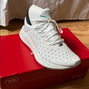 7.5W NB Running Shoes BRAND NEW NEVER WORN
